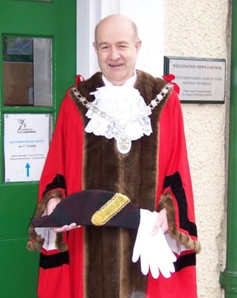 Mayoral robes gift