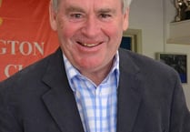 'Mr Cricket' announces he is stepping down