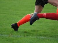 Legg looks for response following poor display