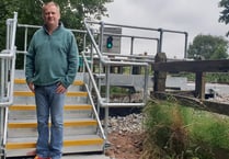 New railway crossing not fit for crossing