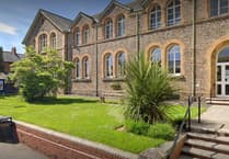 Wellington Baptist Church receives £3,000 grant