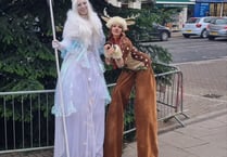 Entertainment for Christmas shopping families