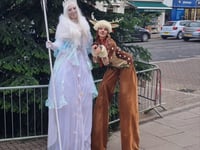 Entertainment for Christmas shopping families