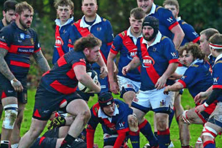 Jack Dyer with the ball for Wellington