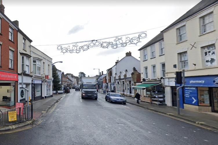 Recent picture of Wellington High Street, showing Boots on the right