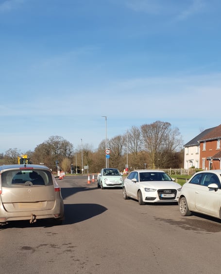 Wellington Lidl Cades Torres Vedras Drive inconsiderate parking
