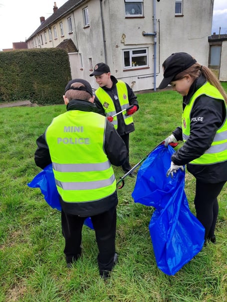 Peasedown Mini Police hard at work litter picking. 