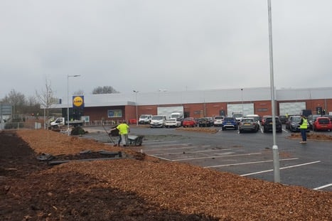 Workers were seen adding to the finishing touches to the new Lidl store ahead of its opening on Thursday