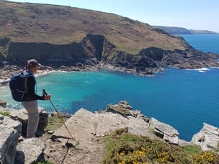 Husband's epic coast walk in memory of his wife