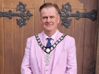 New mayor takes over Wellington 