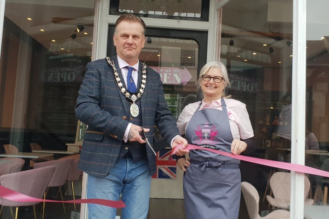 A ribbon cutting ceremony performed by Wellington Mayor Cllr Marcus Barr to officially open House of Cake for Lesley Retallack