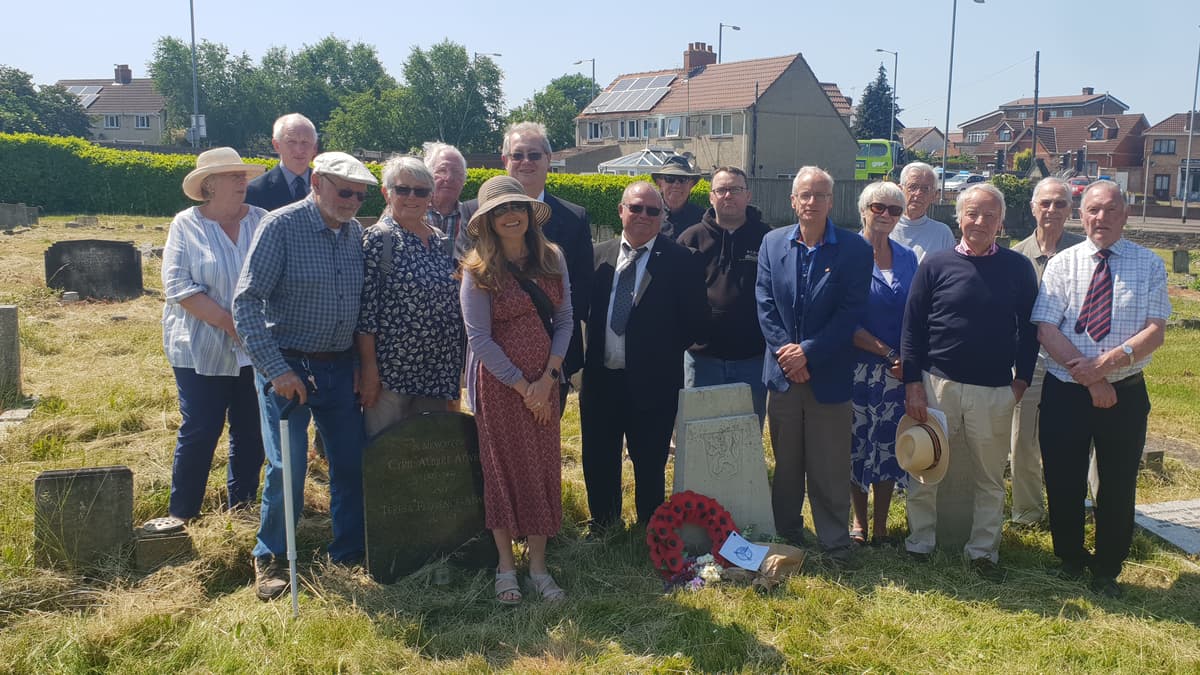Graveside tributes on 80th anniversary of Second World War Spitfire crash near Wellington