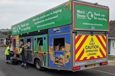 Mid Devon District Council recycling lorry.