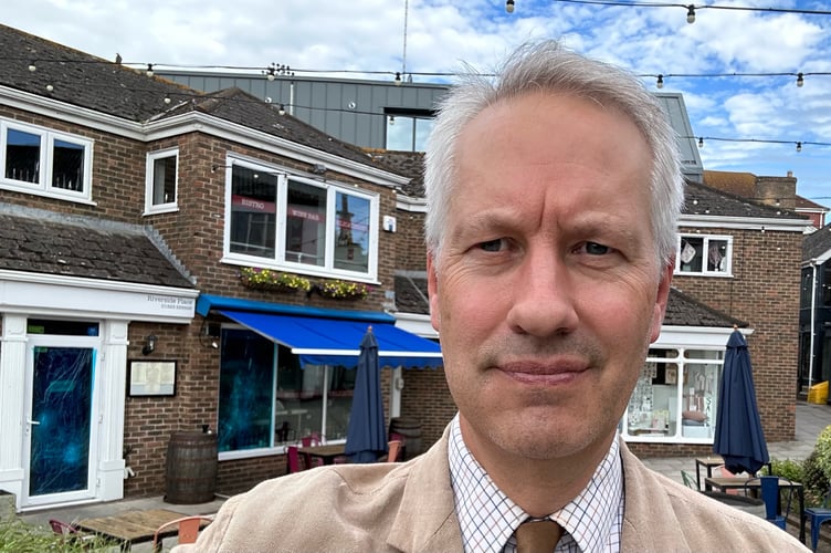 Lib Dem candidate Gideon Amos has called for more 'bobbies on the beat' in Wellington