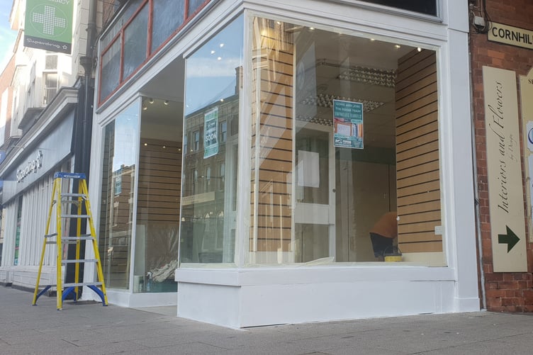 Ferne Animal Sanctuary has been busy in the past few weeks converting a former charity shop in Wellington into one for itself.