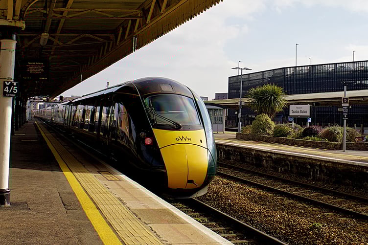 A train arriving at Taunton Railway Station.