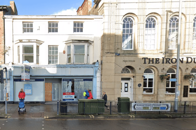 Town centre office space is set to be converted to flats