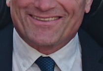 Wellington lose out after going clear 