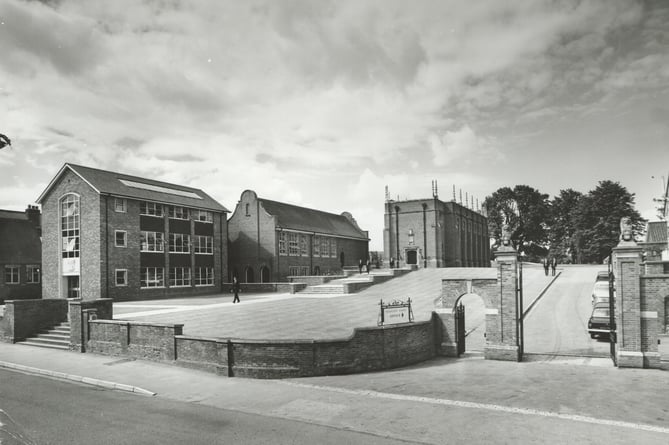 A view of Wellington School in the 1970s.