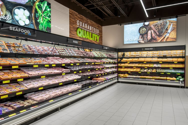 A typical Aldi supermarket meat and seafood aisle.
