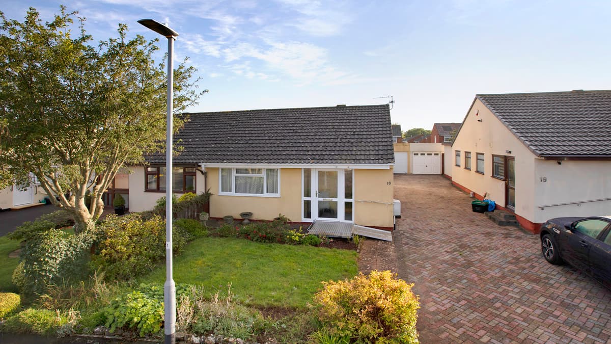 Twobedroom bungalow close to the Blackdown Hills for sale wellington