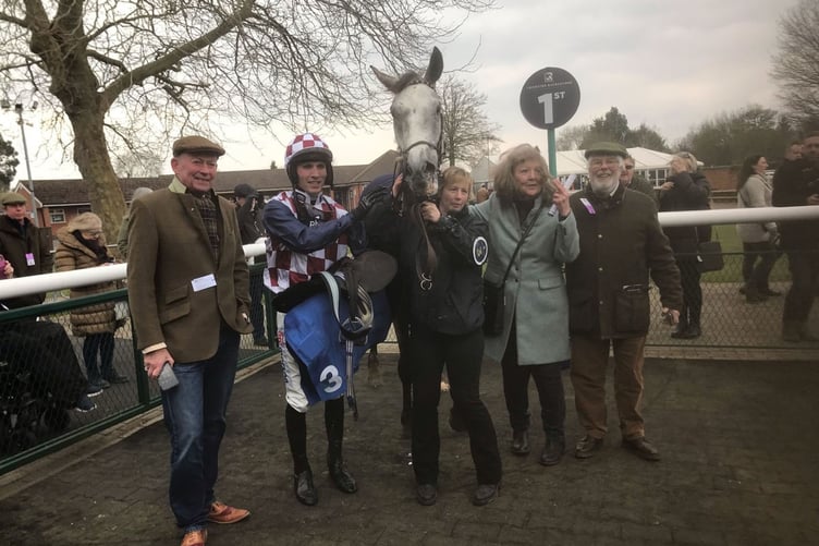 Royal Mer with jockey Harry Cobden, Emma Carrow and winning connections.