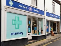 High-street pharmacy issue emergency recall for paracetamol