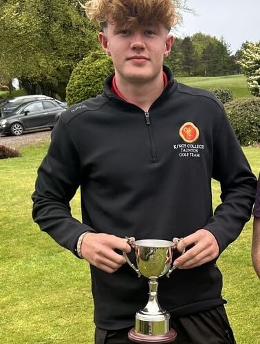 Noah wins Somerset golf title