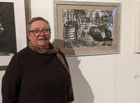 Diane hosting free art workshops for charity