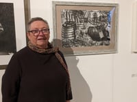 Diane hosting free art workshops for charity