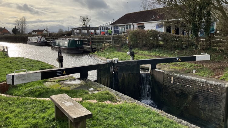 Maunsel Lock, on the Bridgwater & Taunton Canal