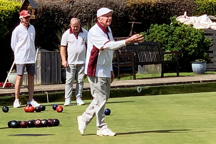 Mike Connor in action for Wellington Tigers