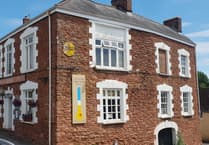 Milverton's Globe Inn up for sale after community rescue bid fails