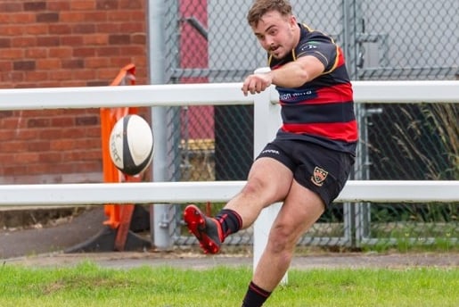 Alex Davey - limped out of training
