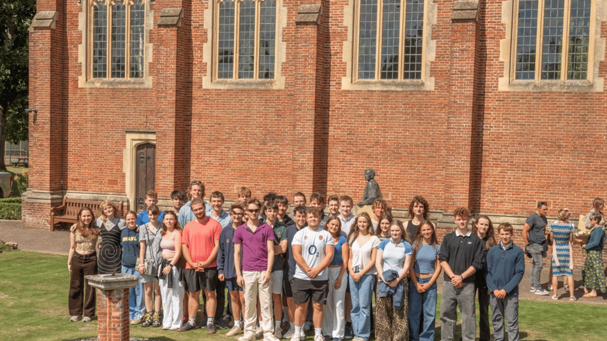 Wellington School’s class of 2024 celebrate A level, BTEC and EPQ