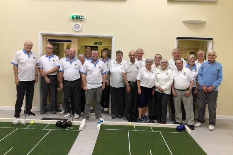 Kingsmead and Rockwell Green shortmat bowlers