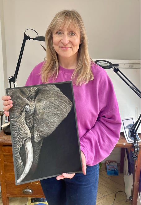 Sue Salter and her work 'African Elephant' for the Sketch for Survival Competition (Photo: Sue Salter)