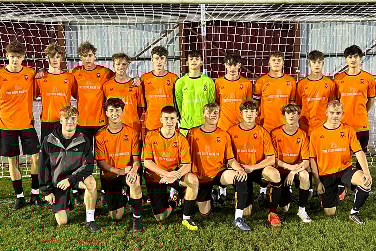 Wellington, back left to right: Lewis Oaten,Oliver Southcott, Owen Watts, Harry Jones, Theo Worth, Riley Perry, Eddie Townsend, Ignas Bergelis (c),Harry Chetland; front: Alfie Doidge, Leo Calpin, Oliver Ackland, Jimmy Groves, Leo Manners, Luke McDonald, Jack Ellis.