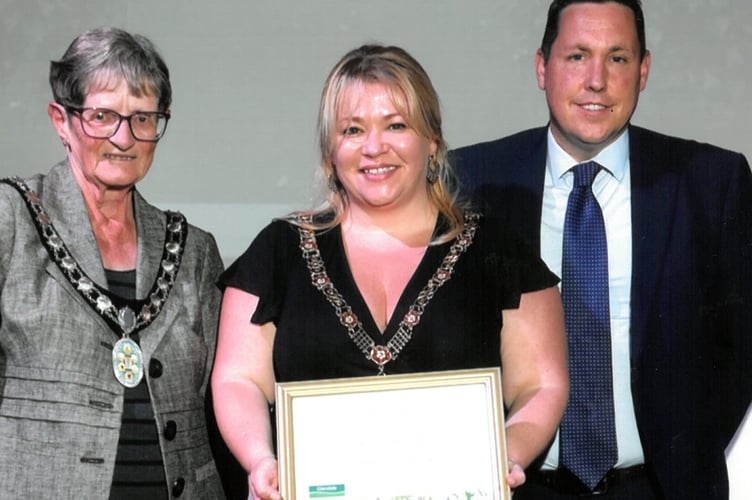 Pictured: Mayor of Wellington Janet Lloyd, Mayor of Bath Michelle O’Doherty, Open Spaces Manager Darren Hill.