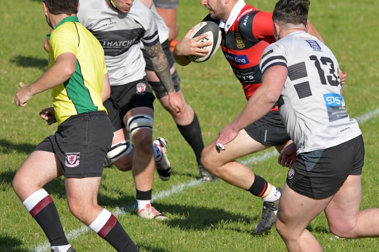 Wellington v Winscombe