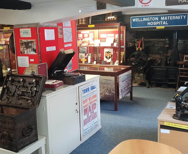 Museum members choose five objects to tell town's story