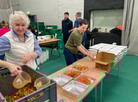 Volunteers set Guinness World Record by cooking 79,500 meals in a day