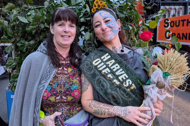 Left-Right: Collection Maid Coralie Chandler, Harvest Queen Nicole Dee - WFCS Wellington Folk parade 2024