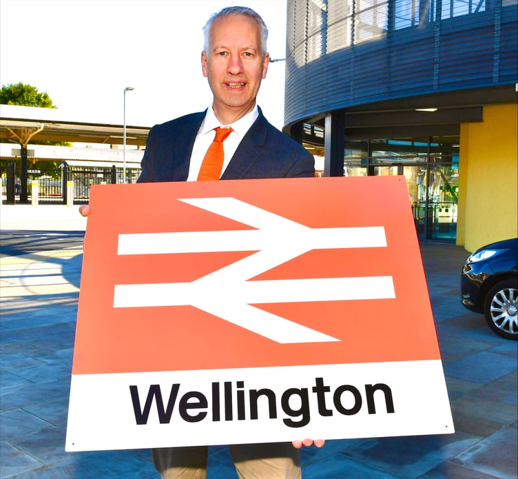 Gideon Amos MP steps up efforts to fight for Wellington train station