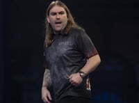 Searle crashes out of Players Darts Championship 