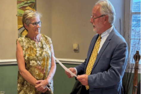 Milverton Court Leet portreeve Tim Bidlake-Corser swears in the Rev Helene Stainer as the first woman member in 748 years.