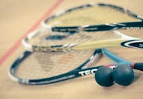 Leaders Wellington gain stylish squash victory 