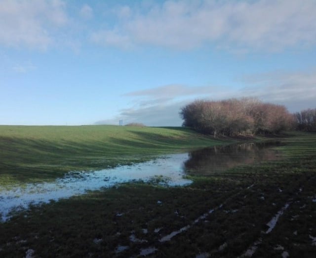Solar farm planned for old landfill site could still go ahead