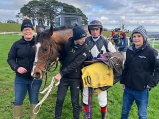 Fighter Allen wins point to point at Wadebridge 