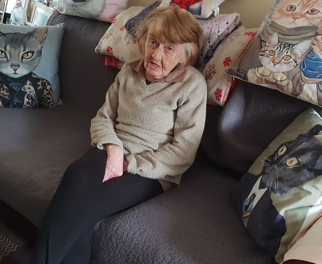 Elderly woman told to 'sleep on sofa' to avoid damp bedroom